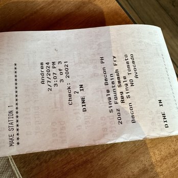 Smashburger - My ticket - Burgers Near Me - Los Angeles, California