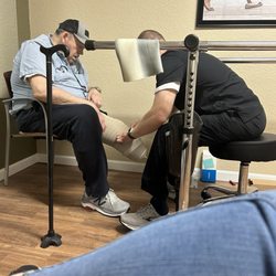 Medcuro - Fitting for new leg