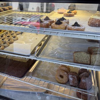 Kamehameha Bakery - Variety at 2:30pm - Bakeries Near Me - Honolulu, Hawaii