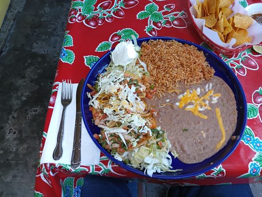 La Cocina & Cantina by null