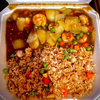 China House Restaurant - Shrimp Curry & veggie fried rice - Chinese Near Me - Oakdale, California
