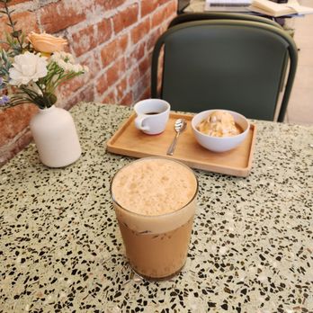 Intelligentsia Coffee - Angeleno and Affogato - Coffee & Tea Near Me - Pasadena, California Intelligentsia Coffee - Angeleno and Affogato - Coffee & Tea Near Me - Pasadena, California