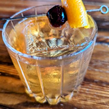State Line Distillery - Old Fashion - Distilleries Near Me - Madison, Wisconsin