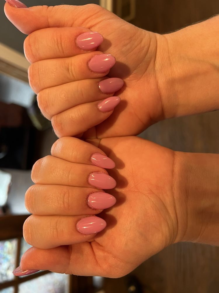 Bay Nails Logo