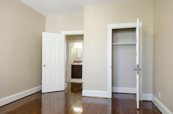 1630 Park Apartments by null