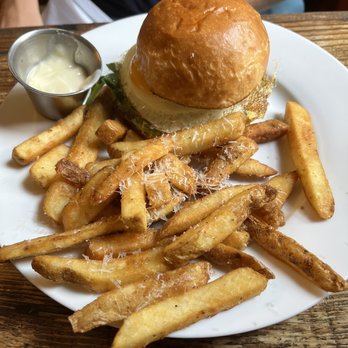 Oakhurst Café - Breakfast & Brunch Near Me - Charlottesville, Virginia Oakhurst Café - Breakfast & Brunch Near Me - Charlottesville, Virginia