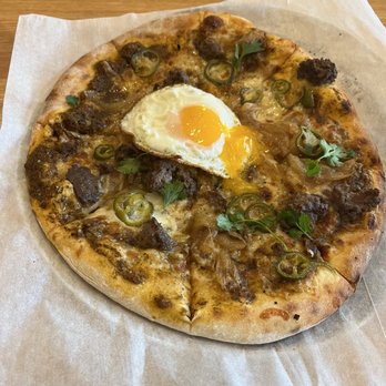 True Food Kitchen - Grass fed bison sausage pizza. - New American Near Me - Edison, New Jersey