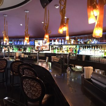 Hard Rock Cafe Lisboa - American Near Me - Lisbon, 11
