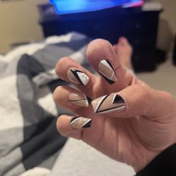 Red Nails