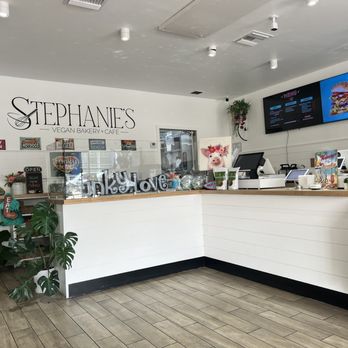 Funky Love - Counter & menu screen - Vegan Near Me - Fort Lauderdale, Florida