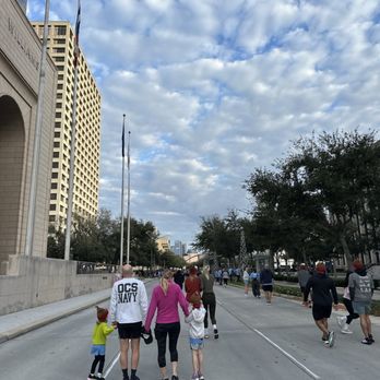 Turkey Trot - Walking up - Races & Competitions Near Me - Houston, Texas Turkey Trot - Walking up - Races & Competitions Near Me - Houston, Texas