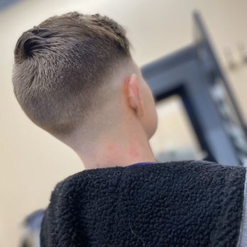 Dappered Man - Women's undercut with a drop fade - Barbers Near Me - Brownsburg, Indiana
