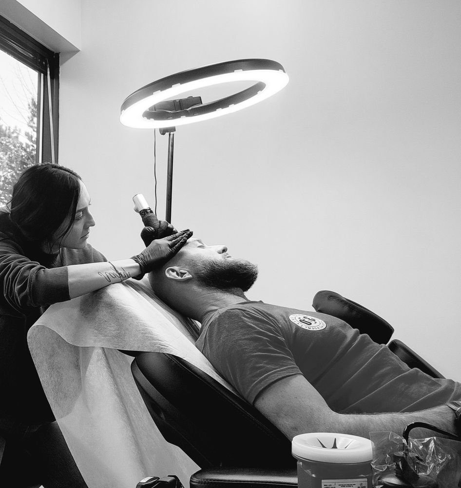 Modere Scalp Micropigmentation Logo