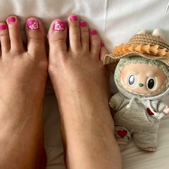 Tami-A Nails Salon - Nail Salons Near Me - Honolulu, Hawaii