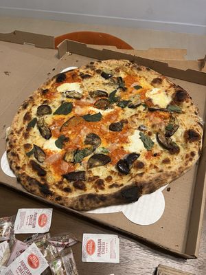 Audrey Jane's Pizza Garage by null