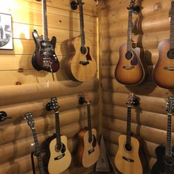 Roots Music Shop - Acoustic room