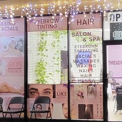Sonis Salon - Threading Salon Front @ New Year's Party 2023