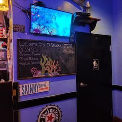 O'Shucks Seafood & Grille - Bathroom