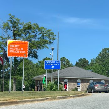 I-65 MM 133 Rest Area - Rest Stops Near Me - Greenville, Alabama