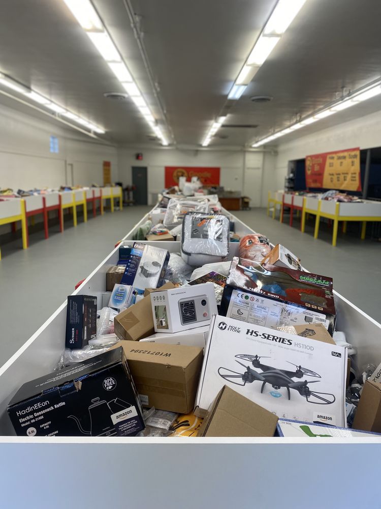 GOODIE BIN Updated August 2024 4401 Charles St, Rockford, Illinois