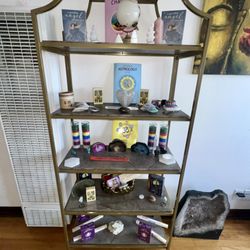 Venice Psychics - Offering a variety of candles, crystals, incense, and more