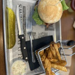 Cow Patty's - California bacon burger