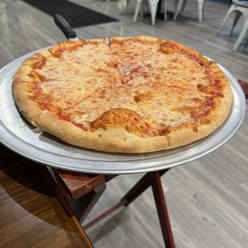 Napoli's Pizzeria - Fresh Cheese Pie with fresh basil - Pizza Near Me - Tega Cay, South Carolina