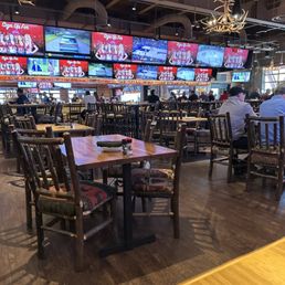 TWIN PEAKS - Updated July 2025 - 189 Photos & 153 Reviews - 8700 NW