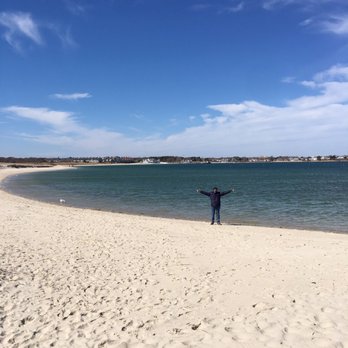 Kalmus Beach - Beaches Near Me - Barnstable, Massachusetts