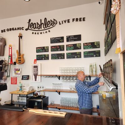 Leashless Brewing by null