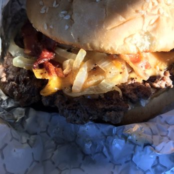 Flash Burger - Smokey & Bandit minus barbecue sauce - American Near Me - Kenedy, Texas