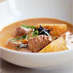 MoMo Thai Food - Massaman Beef Curry