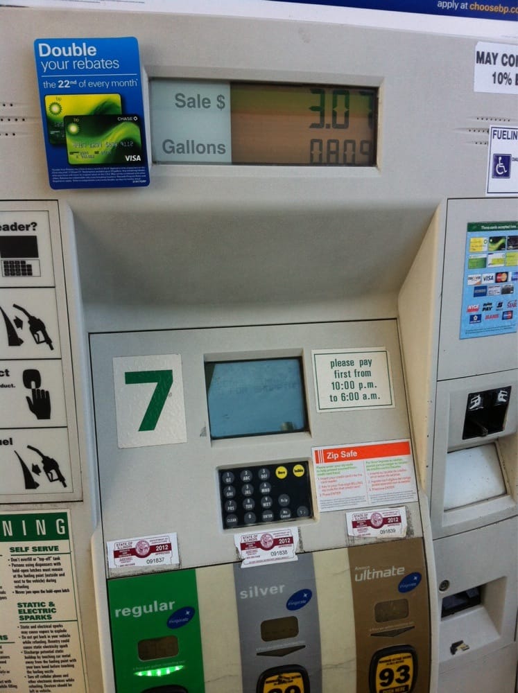 ADDISON LAKE BP GAS STATION Updated May 2024 Yelp