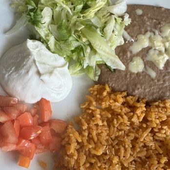 Del Sur Mexican Grill - Fajita toppings all fresh and very flavorful - Steakhouses Near Me - Lucedale, Mississippi