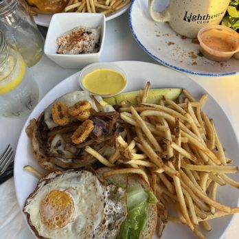 Bad Monkey West OC - sunrise burger with onions & mushrooms (add the fried banana peppers omg) - American Near Me - Ocean City, Maryland