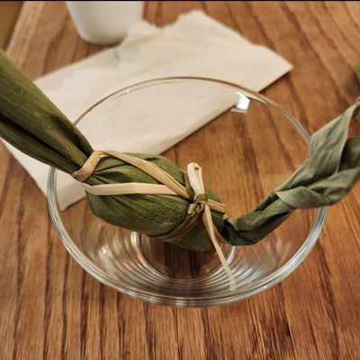 Strings Ramen Shop Lakeview by null