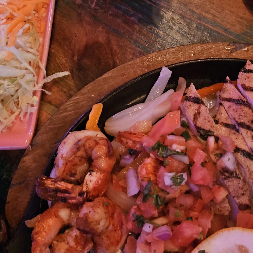 Burrito Bar - Mexican Near Me - Brooklyn, New York