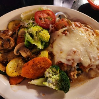 Doña Chela Restaurant - Chile relleno with ground beef and Ranchero salsa. Grilled vegetables instead of rice and beans. So good! - Mexican Near Me - Pasadena, Texas Doña Chela Restaurant - Chile relleno with ground beef and Ranchero salsa. Grilled vegetables instead of rice and beans. So good! - Mexican Near Me - Pasadena, Texas