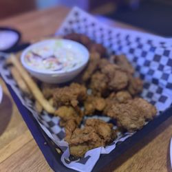 Pop's Raw Bar & Restaurant - Fried Oysters