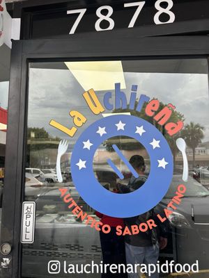 La Uchireña by null