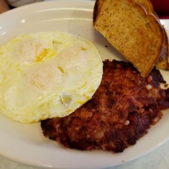 Midnight Diner - Corned Beef Hash Slam - Diners Near Me - Charlotte, North Carolina Midnight Diner - Corned Beef Hash Slam - Diners Near Me - Charlotte, North Carolina
