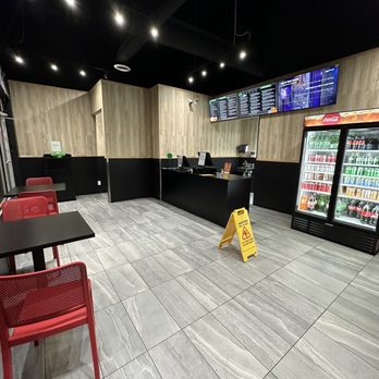 Red Swan Pizza - Inside - Pizza Near Me - Mississauga, Ontario Red Swan Pizza - Inside - Pizza Near Me - Mississauga, Ontario
