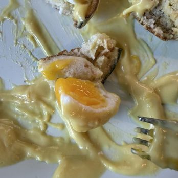 Red Kettle - Perfectly cooked egg! It is made to order and I got a medium poached. The hollandaise sauce is absolutely incredible. - Breakfast & Brunch Near Me - Idyllwild, California