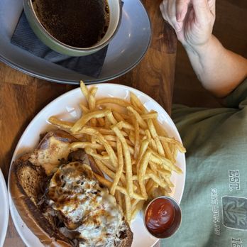 Driftwood Kitchen and Butcher - French dip and fries - American Near Me - Osage Beach, Missouri Driftwood Kitchen and Butcher - French dip and fries - American Near Me - Osage Beach, Missouri