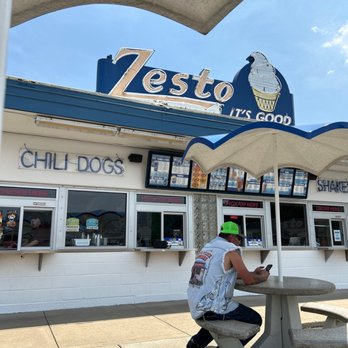 Zesto - Zesto's - Ice Cream & Frozen Yogurt Near Me - New Albany, Indiana