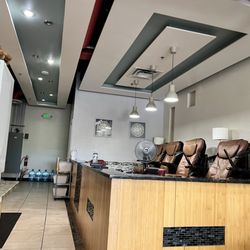Natural Nails & Spa - Inside