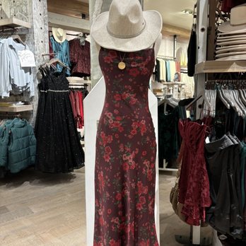 Altar'd State Town Center At Boca - Women's Clothing Near Me - Boca Raton, Florida Altar'd State Town Center At Boca - Women's Clothing Near Me - Boca Raton, Florida