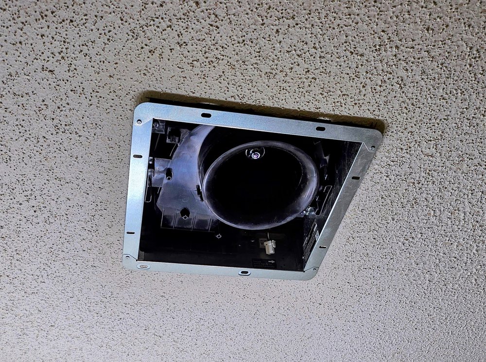 Slide of Tang Handyman