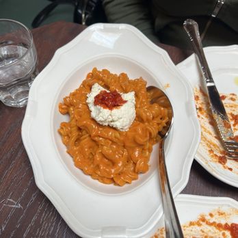 Donna's - Spicy Fusilli - Italian Near Me - Los Angeles, California