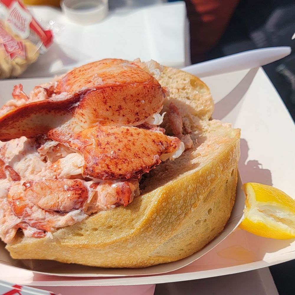 The Crab Station - Lobster roll - Seafood Near Me - San Francisco, California The Crab Station - Lobster roll - Seafood Near Me - San Francisco, California